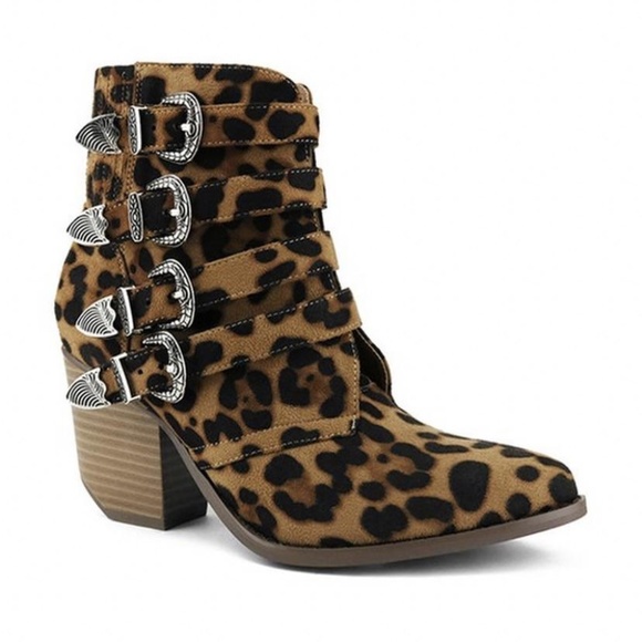 Leopard Booties with silver buckles - Picture 1 of 1